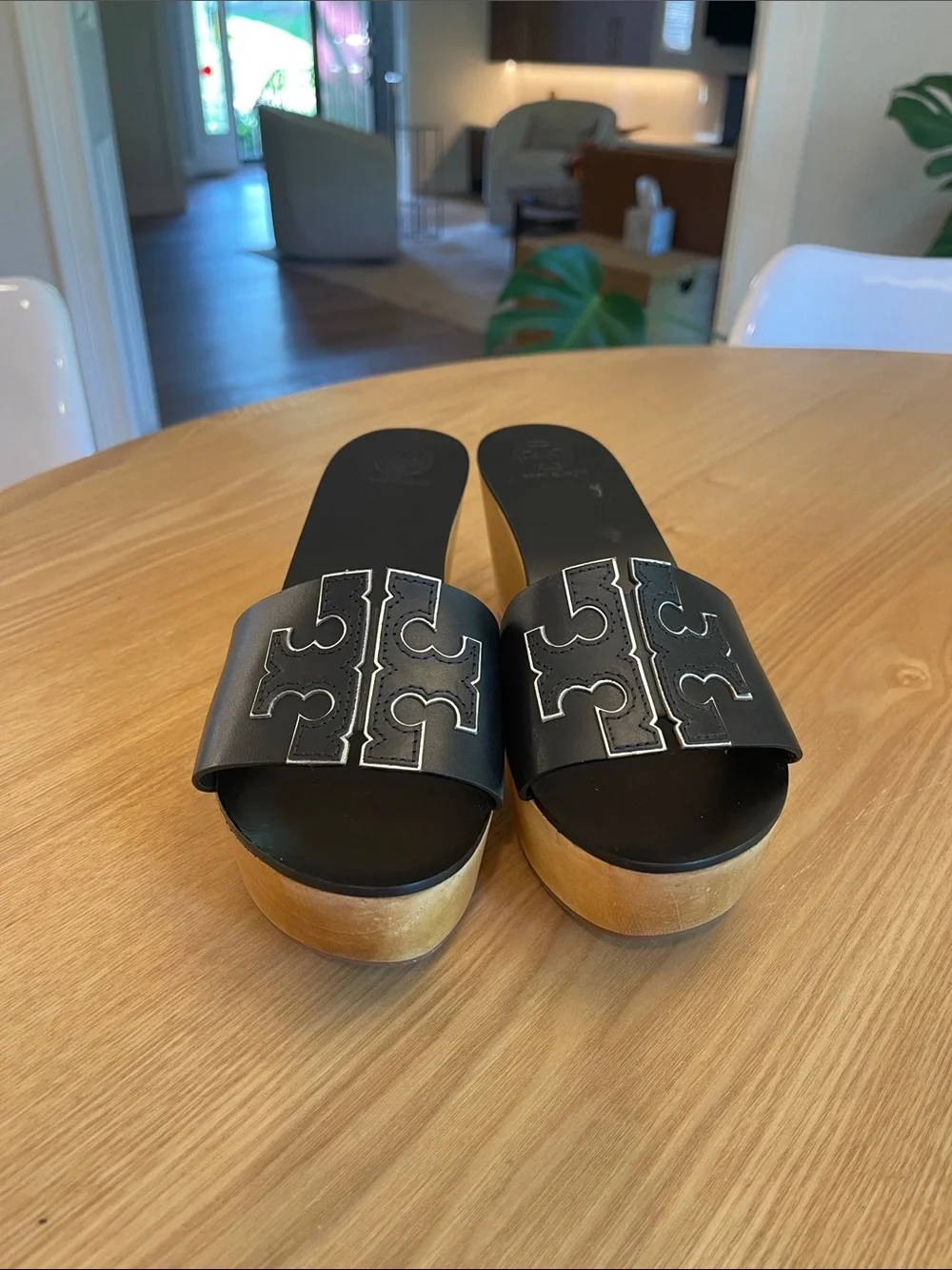 Tory Burch Logo Leather and Wood Platform Wedge Slide size 8M LKN